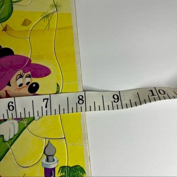 Vintage Walt Disney Mickey Mouse with Minnie & Goofy Frame Tray Puzzle - Picture 9 of 11